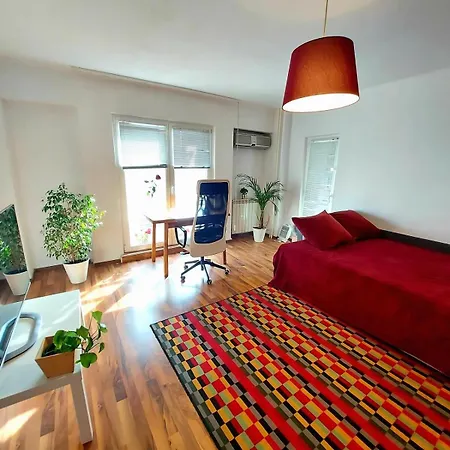 Апартаменти Center For 4 *